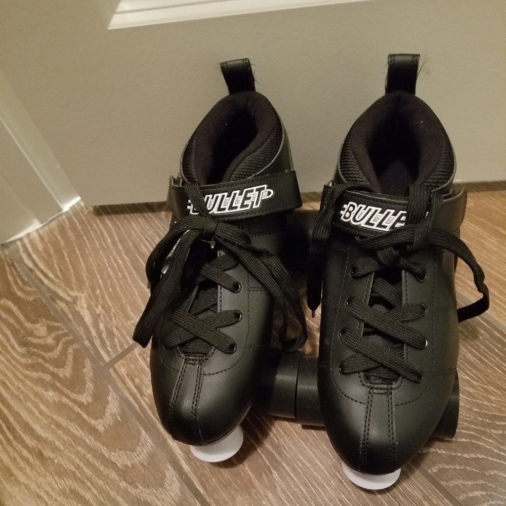 Roller blades